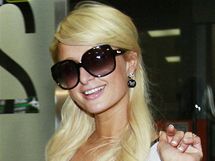Paris Hiltonov piletla do Japonska propagovat svou vlastn mdn znaku