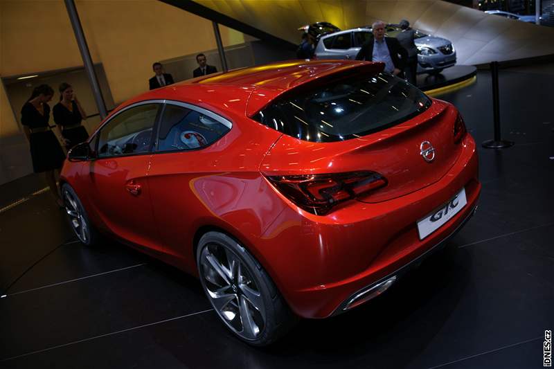 Opel GTC Paris