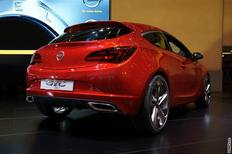 Opel GTC Paris