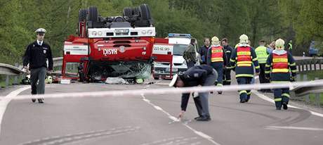 Hasiský vz Tatra 815 skonil po n, kterou zavinil Jakub Mucha v dubnu 2009, na stee.