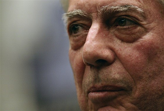 Cenu dotovanou deseti miliony védských korun (zhruba 26,5 milionu korun eských) pevezme peruánský spisovatel Mario Vargas Llosa spolu s dalími letoními laureáty Nobelovy ceny 10. prosince ve Stockholmu.