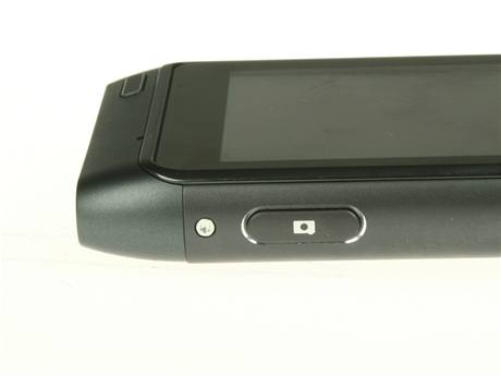 Nokia N8