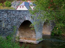 Rabtejn nad Stelou, kamenn most