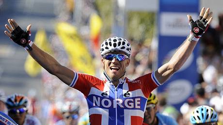 Norský cyklista Thor Hushovd slaví titul mistra svta. 