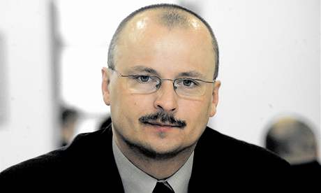 Bohumínský starosta a senátor SSD Petr Vícha povauje usnesení pojmenované po "jeho" mst za zastaralé.