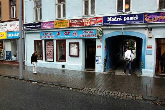 ínská restaurace Chutné tstí leí nedaleko luáneckého parku v Brn
