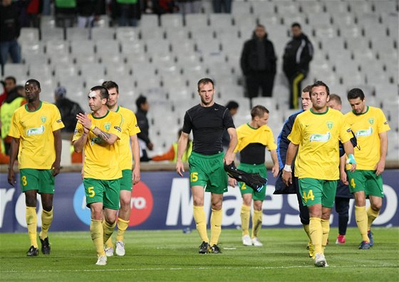 ilina hrála se Slovanem 0:0, ne zápas naruil domácí fanouek. O výsledku tak rozhodne disciplinární komise.