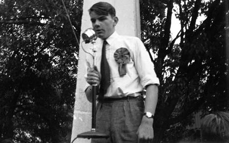 David Irving en na kolnm shromdn, rok 1955