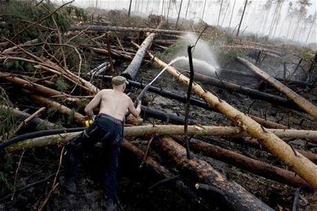 1. cena Proda a ivotn prosted: Stanislav Krupa, Reflex. Ohe na vsi (Pory vRusku), Krjua, Rjazask oblast,  12.-13.8.2010