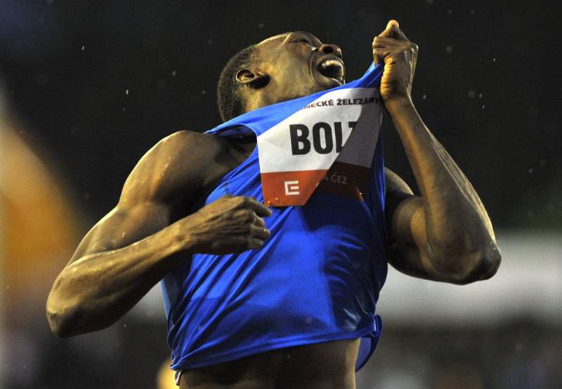 Cena Nikon: Joe Klamar, AFP. Usain Bolt, Zlatá tretra, Ostrava 27.5.2010