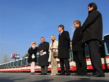 Brnnsk dopravn podnik pevzal ve tvrtek 25 novch autobus, kad z nich pojme a 109 cestujcch.