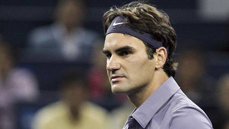 Roger Federer sice v anghaji nevyhrál, pesto se znovu probil na druhé místo svta.