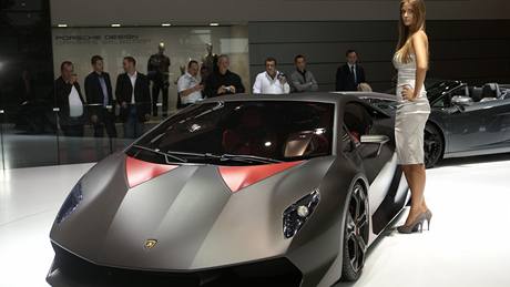 Lamborghini Sesto Elemento