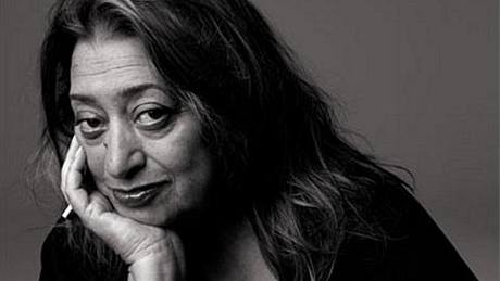 Zaha Hadid je architektka, která vytrvale posouvá hranice architektury a...