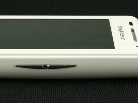 Sony Ericsson Xperia X8