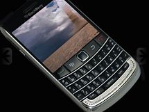 BlackBerry Bold 9700 s diamanty