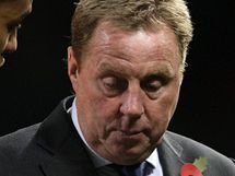 Harry Redknapp, trenr Tottenhamu, po prohe na Manchesteru United.