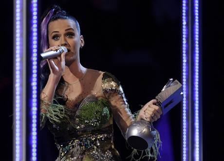 Katy Perry (z pedvn Evropskch hudebnch cen MTV 2010)