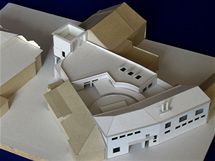 Model nov budovy muzea betlm v Tebechovicch (bl budovy uprosted)