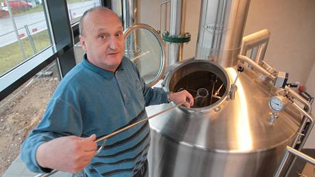 Sládek pivovaru MMX Josef Korbel. Sládek pivovaru MMX Josef Korbel.