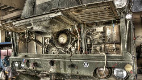 Tatra 813 8x8 KOLOS Tatra 813 8x8 KOLOS