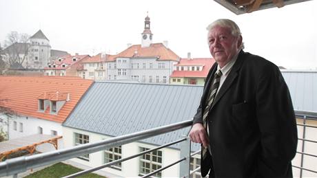 Starosta Rožmitálu pod Třemšínem Josef Vodrášek ve své '' bývalé továrně Starosta Rožmitálu pod Třemšínem Josef Vodrášek ve své '' bývalé továrně