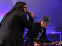 Pat Fulgoni a Gary Lucas na XV. ronku festivalu Blues Alive v umperku 