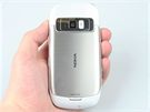 Recenze Nokia C7 telo