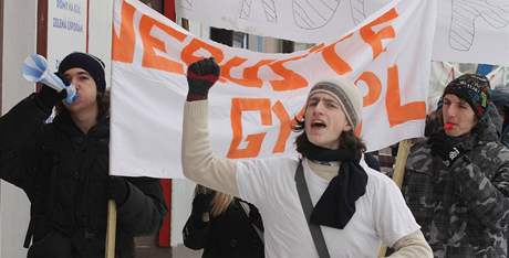 Protest student hoického gymnázia v Hradci Králové (2. listopadu 2010)