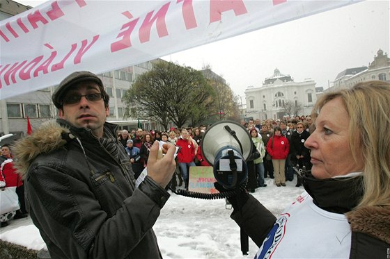 Demonstrace na Lidickém námstí v Ústí nad Labem