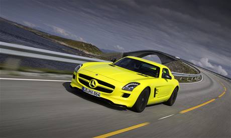 Mercedes-Benz SLS AMG E-CELL