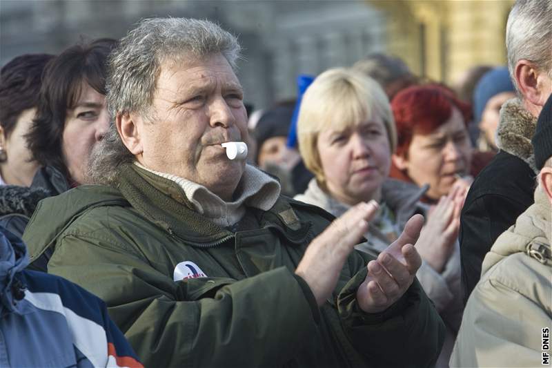 Demonstrace zamstnanc veejného sektoru v Plzni