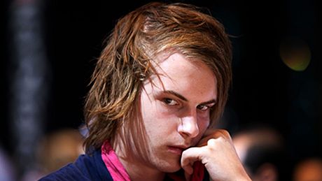Viktor Blom alias Isildur1 Viktor Blom alias Isildur1
