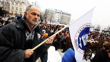 Stávka odborá proti sniování plat zamstnanc veejného sektoru v Praze. (8. prosince 2010)