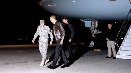Prezident USA Barack Obama piletl na neohláenou návtvu Afghánistánu.