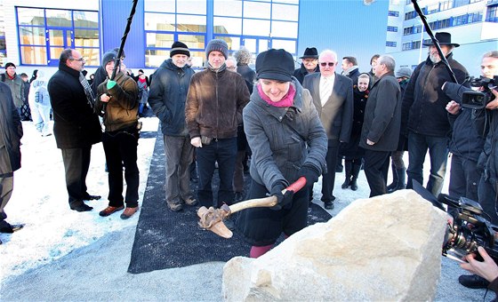 Poklep základního kamene nové budovy Ústavu umní a designu ZU v Plzni