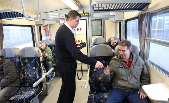 První den provozu vlaku Regionova na trati Blovice - Kozolupy.