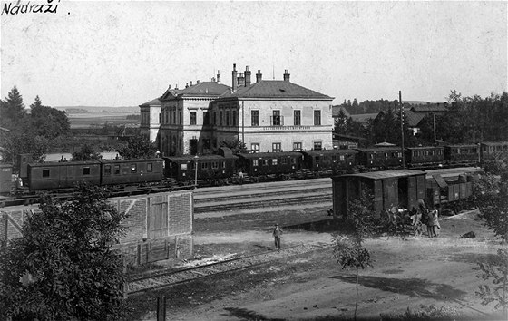 Pohled na havlíkobrodské nádraí (tehdy jet v Nmeckém Brod) z roku 1905...