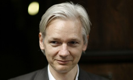 Zakladatel WikiLeaks hacker, bojovnk za transparentn svt a nomd Julian Assange