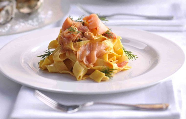 Emanuel Ridi: Tagliatelle con salmone affumicato (Tagliatelle s uzeným lososem)