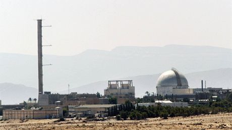 Izraelské jaderné centrum Dimona na snímku z roku 2002 Izraelské jaderné centrum Dimona na snímku z roku 2002