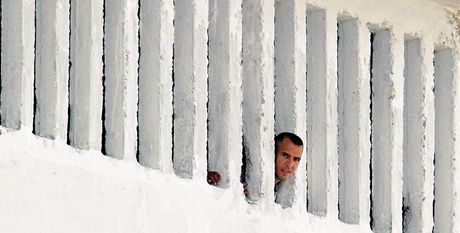 Pes 800 trestanc uprchlo pi poáru ze dvou tuniských vznic