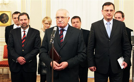 Prezident Václav Klaus pijal na Hrad zástupce vládní koalice. (21. prosince 2010)