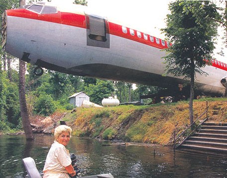Amerianka Joanne Ussery si v roce 1994 vyhldla vyazen Boeing 727