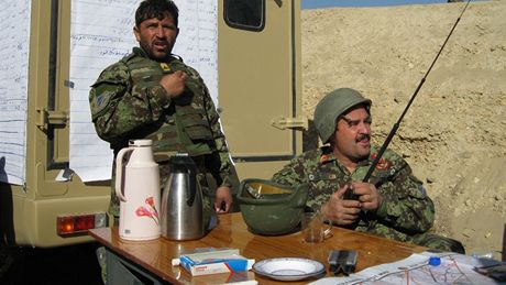 Tady je Vojta Kotek za modela. V Afghánistánu vak bude muset obléknout uniformu a hrát si na tvrdého chlapa
