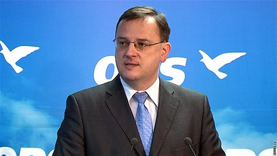 Petr Neas pohrozil ministrm. Výzvy k demisi koleg do budoucna nebude tolerovat.