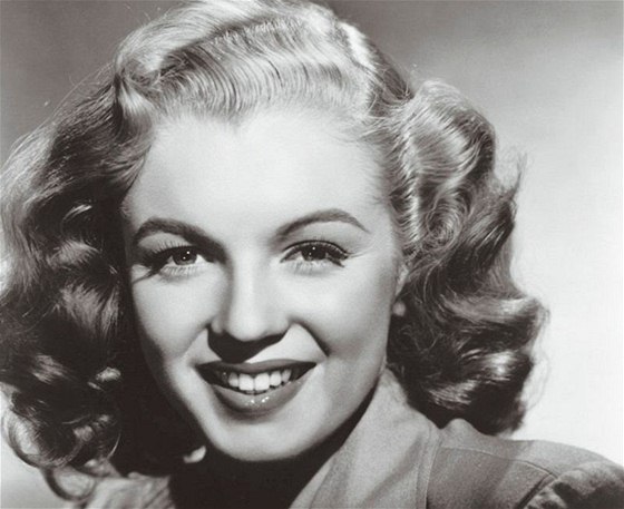 Marilyn Monroe - jet pod pvodním jménem Norma Jeane Bakerová v roce 1947...