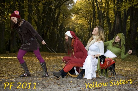 PF 2011 - Yellow Sisters