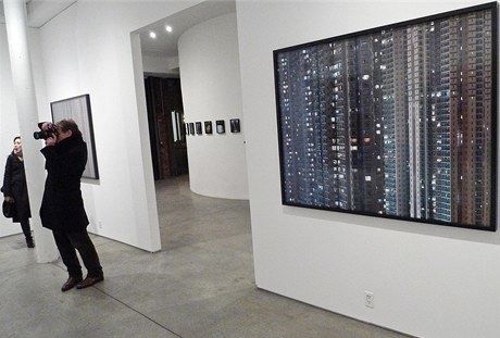 Michael Wolf a instalace jeho vstavy v Galerii Bruce Silverstein