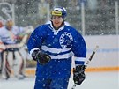 ZPIS DO HISTORIE. tonk Komety Brno Marek Kvapil se stal prvnm hrem, kter skroval v utkn esk extraligy pod irm nebem.